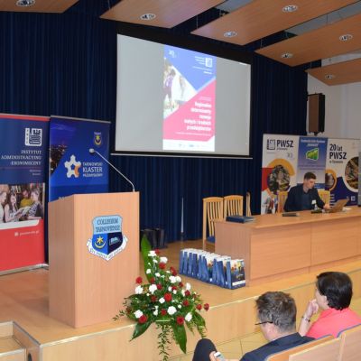 Zdjęcie - 3 - VII Ogólnopolska Konferencja Studenckich Kół Naukowych - Państwowa Wyższa Szkoła Zawodowa w Tarnowie.